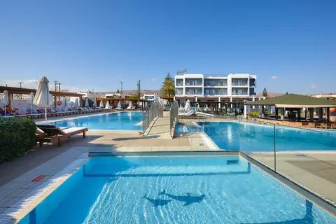 Astir Beach in Δημοτική Ενότητα Γουβών — foto 4