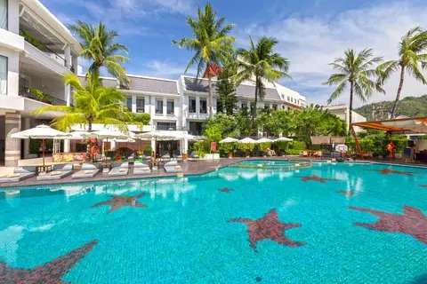 Sawaddi Patong Resort & Spa in ตำบลป่าตอง