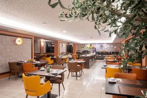 VIP Executive Picoas Hotel in Almada — foto 4