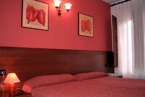 Hotel Cuevas in Santillana Del Mar — foto 19