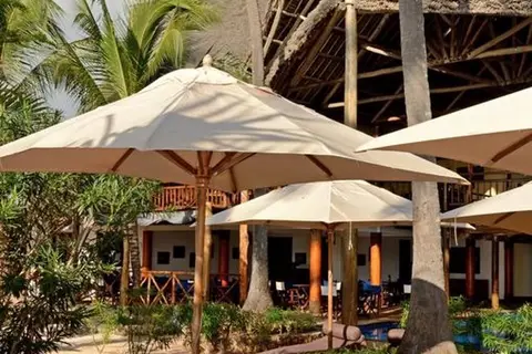 Kena Beach Hotel in Matemwe Beach Village — foto 18