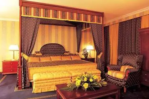 Hilton Garden Inn Ras Al Khaimah in Ras al-Khaimah — foto 2