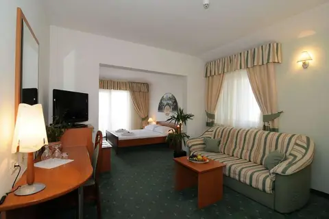 Hotel Rosina in Makarska — foto 17