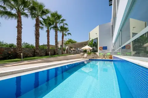 Angela Suites Boutique Hotel in Δημοτική Ενότητα Χερσονήσου — foto 3