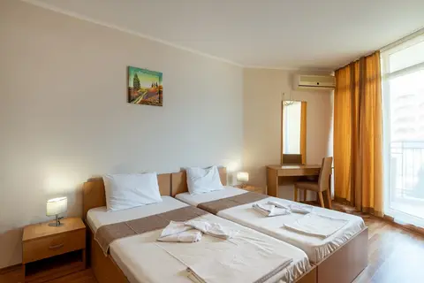 Midia Family Resort in Aheloy (Pomorie) — foto 9