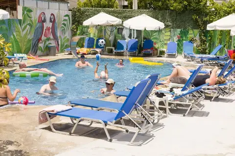Alecos Hotel Apartments in Paphos