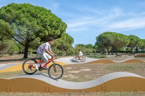 Camping Le Floride Et L Embouchure in Le Barcarès — foto 14