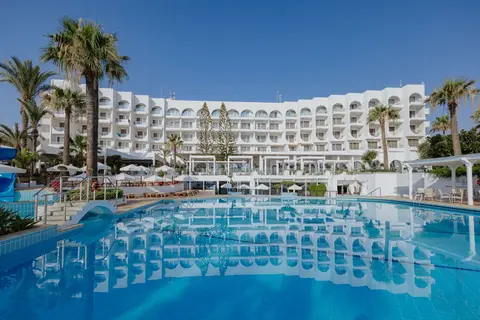 The Golden Coast Beach Hotel in Παραλίμνι — foto 5
