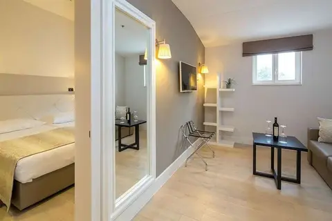 Cornaro Hotel in Split — foto 15