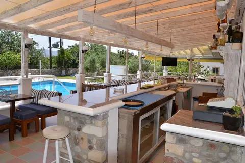 Blue Nest Hotel in Τιγκάκι — foto 11