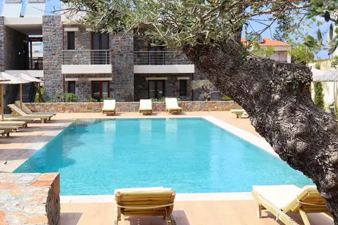 Volta Suites & Villas in Δημοτική Ενότητα Γουβών — foto 22