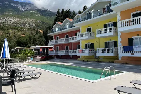 Agios Gerasimos Studios in Λουρδάτα