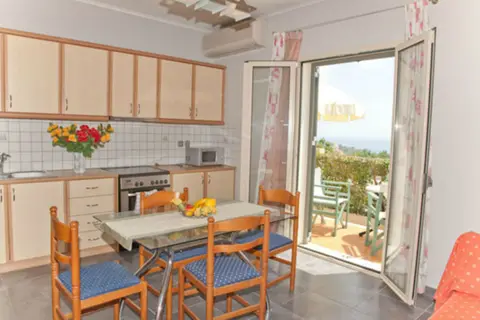 Liocharis Apartments in Λουρδάτα — foto 4