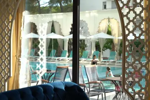 Premium Sunrise Hotel Golem in Golem — foto 23