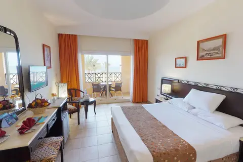 Wadi Lahmy Azur Resort Berenice in محمية وادي الجمال وجبل حماطة — foto 24