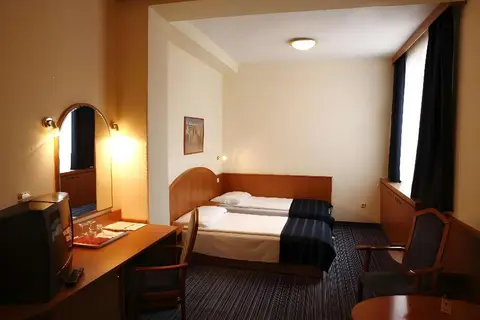 Hotel Benczur in Boedapest — foto 12
