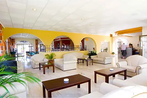 Cosmelenia Hotel & Apartments in Ayia Napa — foto 3