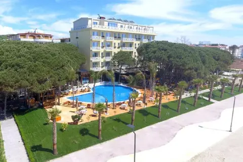 VM Resort & Spa in Golem — foto 6