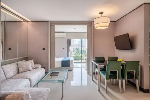Manhattan Pattaya Hotel in Pattaya — foto 17