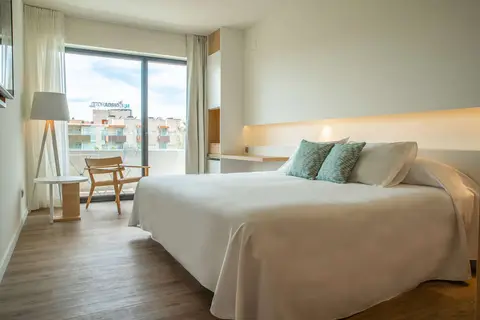 Instants Boutique Hotel in Cambrils — foto 16