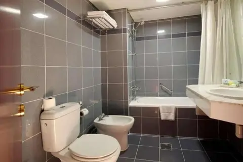 Hotel Versailles in ديرة — foto 13