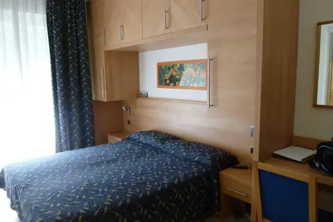 Hotel Tropical in Rome — foto 25