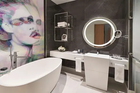 SLS Dubai Hotel & Residences in Dubai — foto 11