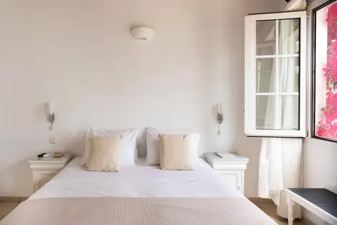 Rhenia Mykonos in Τούρλος — foto 30
