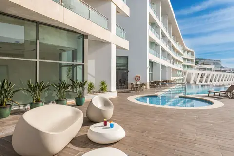Sesimbra Oceanfront Hotel in Sesimbra — foto 28