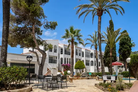 Apartamentos Vibra Caleta Playa in Ciutadella — foto 18