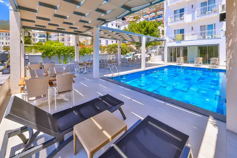 Linda Beach Hotel in Kaş — foto 3