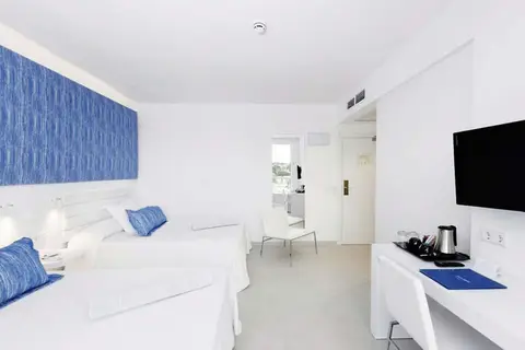 Reverence Mare Hotel in Palmanova — foto 4