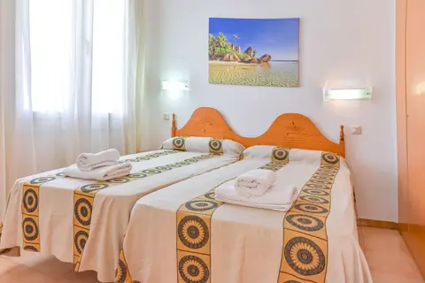 Apartaments Turistics Comte D'Empuries in Costa Brava — foto 16