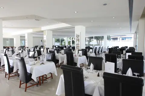 Vrissiana Beach Hotel in Παραλίμνι — foto 13
