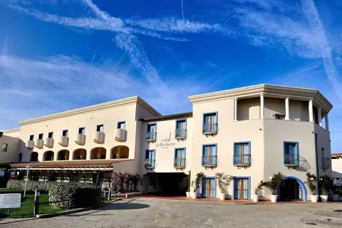 Cala della Torre Club Hotel in La Caletta — foto 11