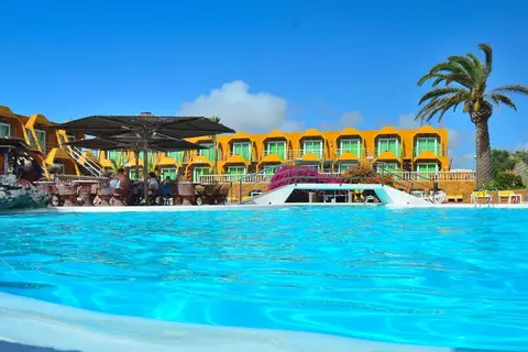 Apartamentos La Pirámide in Antigua