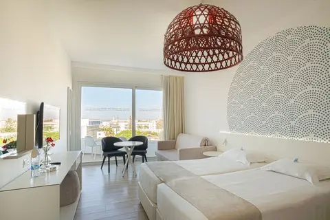 Margadina Lounge Hotel in Ayia Napa — foto 3