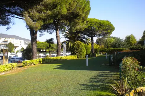 Residence Carré Marine in Mandelieu-la-Napoule — foto 10