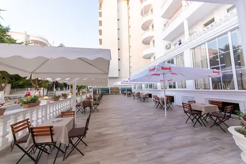 Esal Hotel in Durres — foto 30