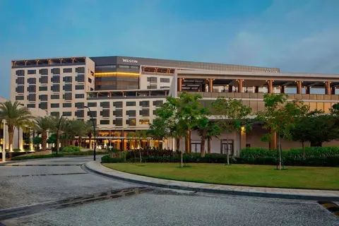 The Westin Doha Hotel & Spa in Doha — foto 10