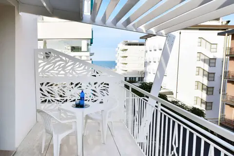 Color Hotel Rimini in Rimini — foto 5