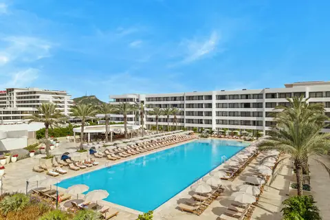 The Rif at Mangrove Beach Corendon Curacao All-Inclusive, Curio by Hilton in Willemstad