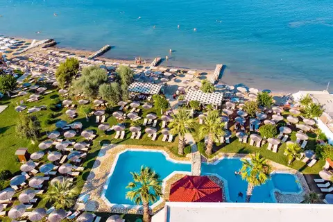 Aparthotel Robolla Beach in Ρόδα — foto 10