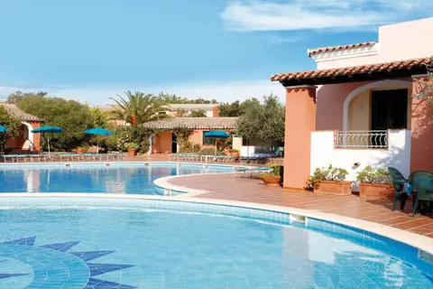 Villaggio Alba Dorata in Orosei