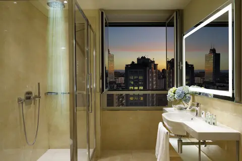 UNAHOTELS Century Milano in Milaan — foto 7