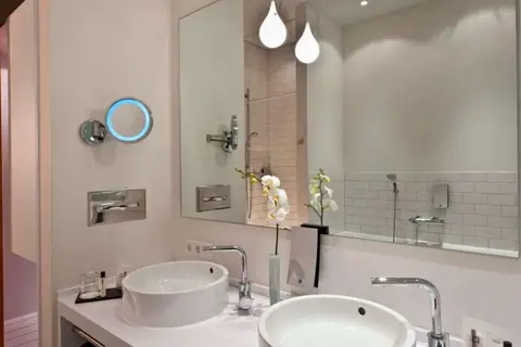 Wyndham Garden Berlin Mitte in Berlijn — foto 18