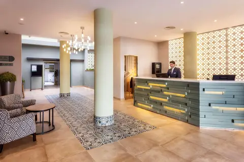 Hotel Catalonia Santa Justa in Sevilla — foto 7