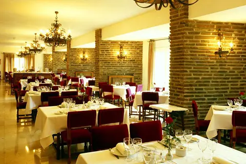 Parador de Villafranca del Bierzo in Villafranca Del Bierzo — foto 23