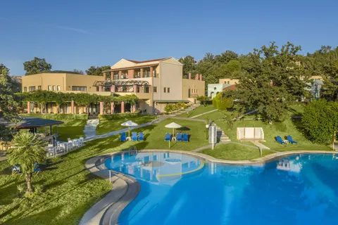 Aparthotel Century Resort in Acharavi