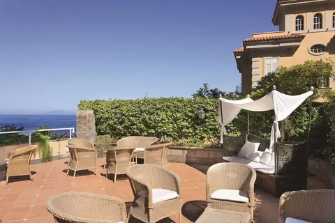 Hotel Corallo Sorrento in Sant'Agnello — foto 8